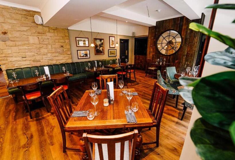 בית מלון כפרי The George