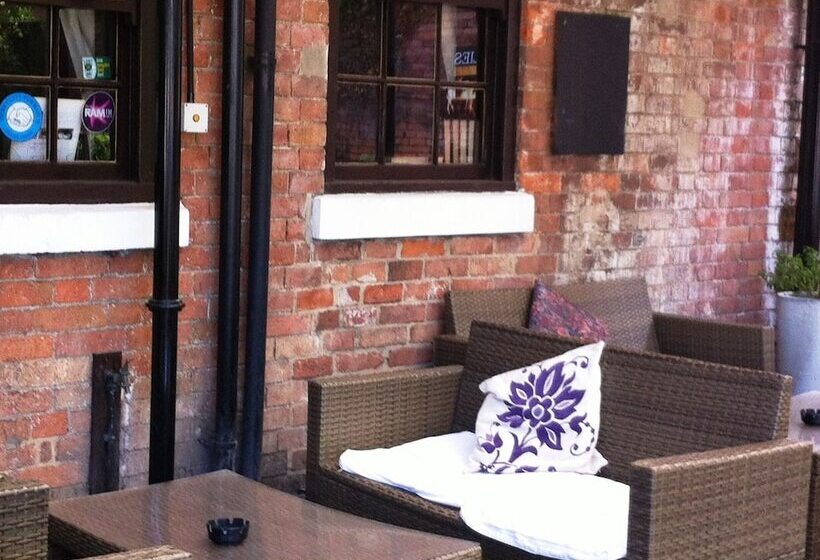 Отель Georgian House