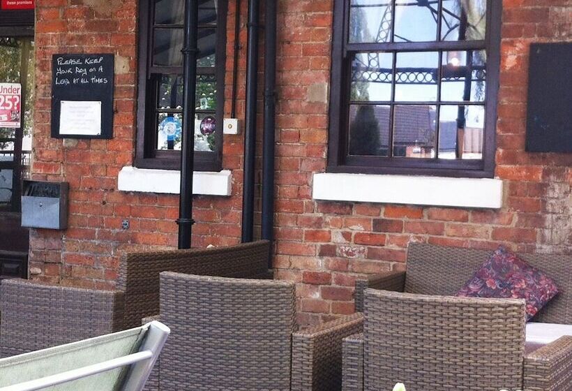 Отель Georgian House