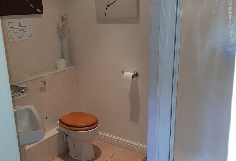 Отель Georgian House