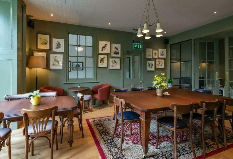 Отель The Georgian Townhouse