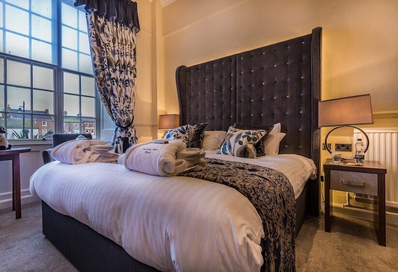 The Golden Fleece Hotel, Thirsk, North Yorkshire