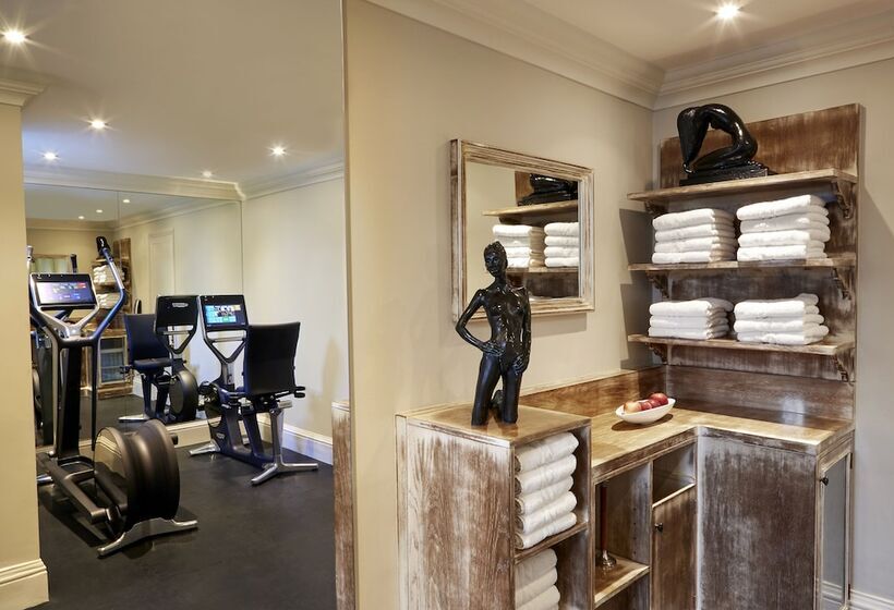 Отель The Goring