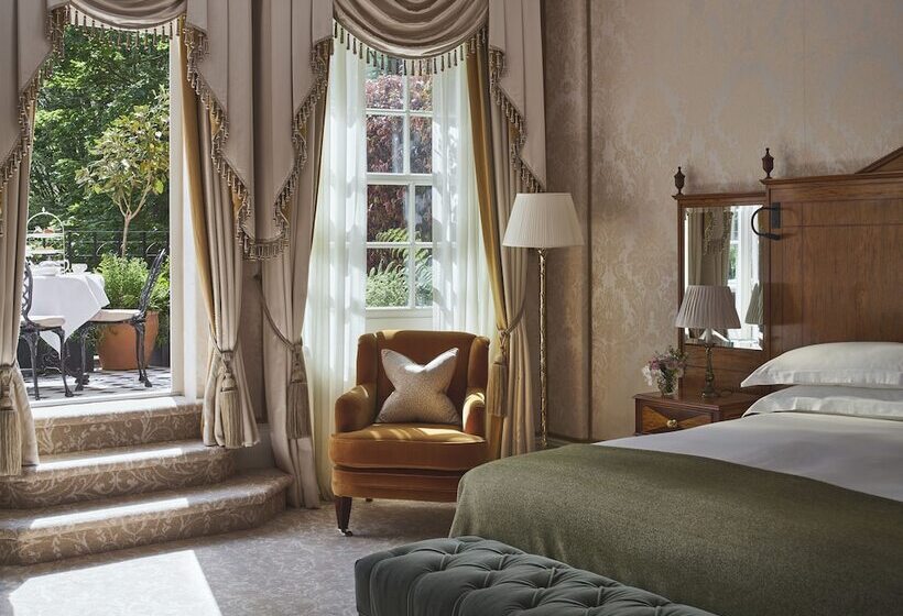 Отель The Goring