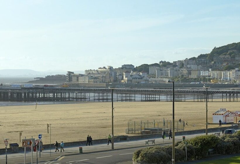 בית מלון כפרי The Grand Atlantic