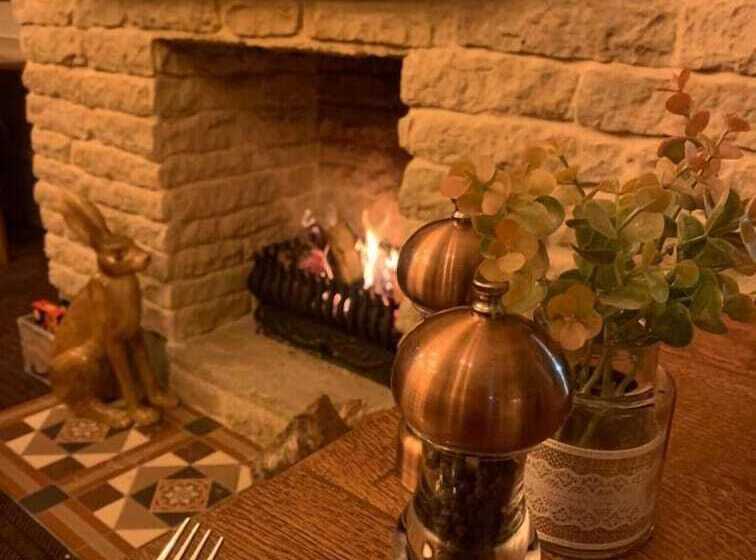 בית מלון כפרי The Griffin Inn