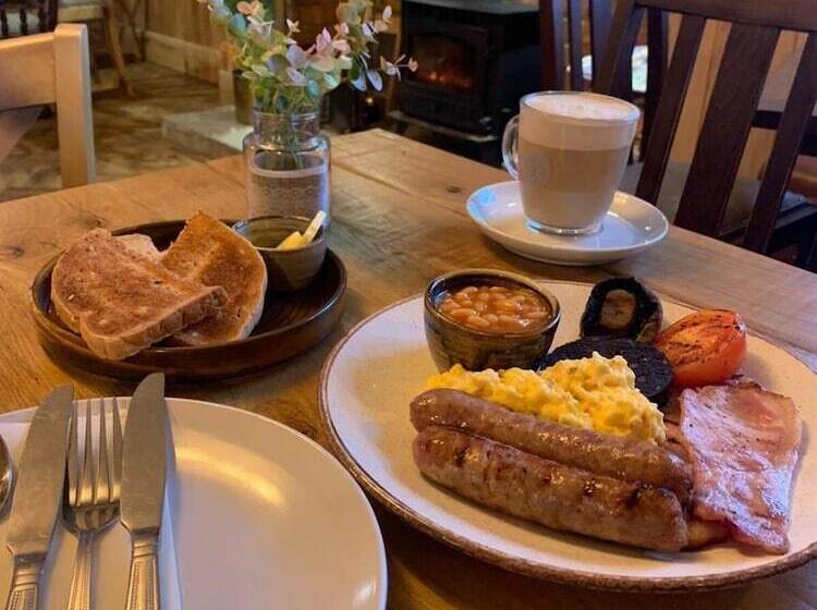 בית מלון כפרי The Griffin Inn