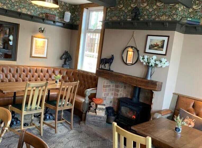 בית מלון כפרי The Griffin Inn