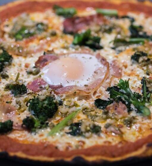 Отель The Grosvenor Arms