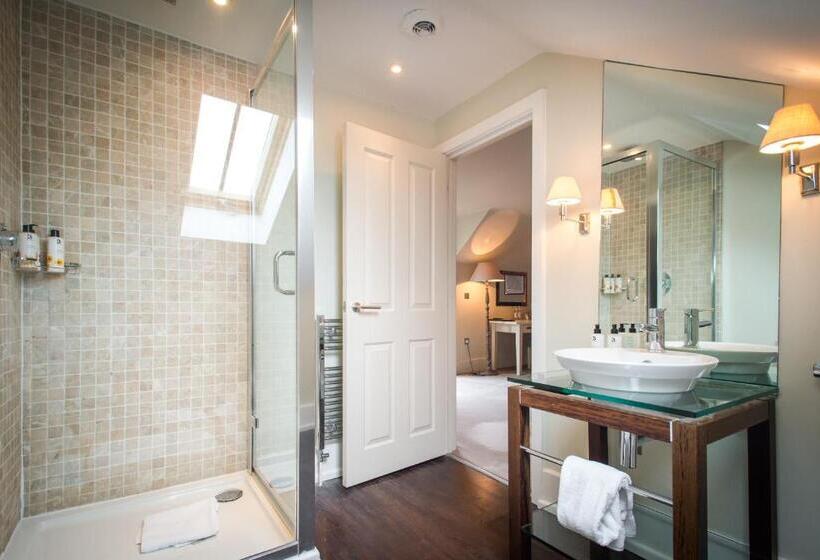 Отель The Grosvenor Arms