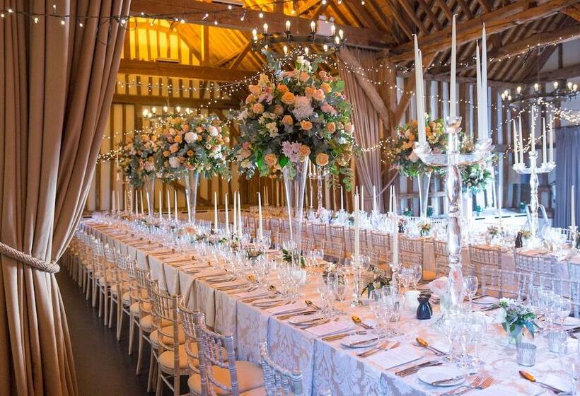 فندق The Olde Bell, Bw Signature Collection