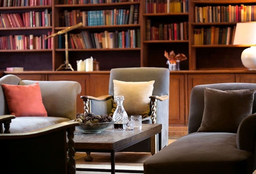 Отель The Olde Bell, Bw Signature Collection