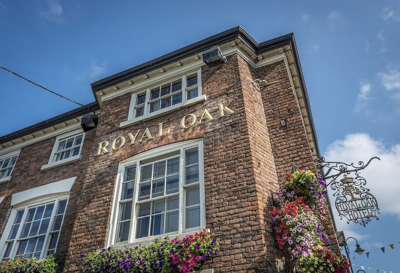 The Royal Oak Hotel, Welshpool, Mid Wales