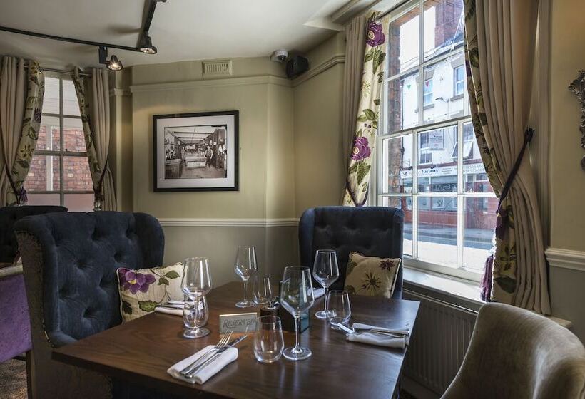 The Royal Oak Hotel, Welshpool, Mid Wales