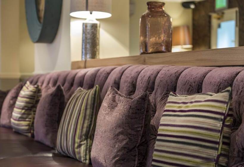 The Royal Oak Hotel, Welshpool, Mid Wales