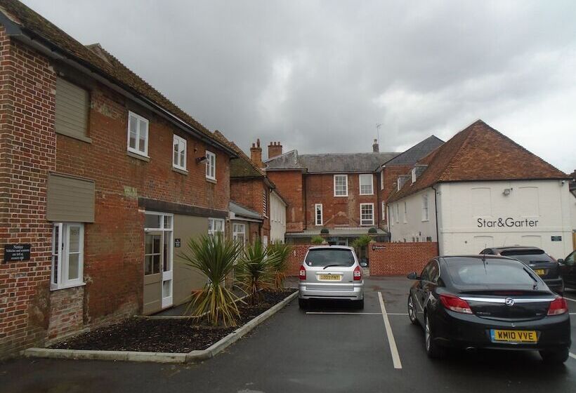 فندق The Star And Garter