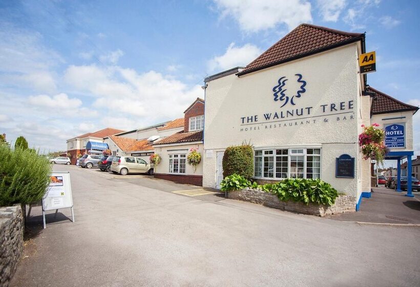 호텔 The Walnut Tree