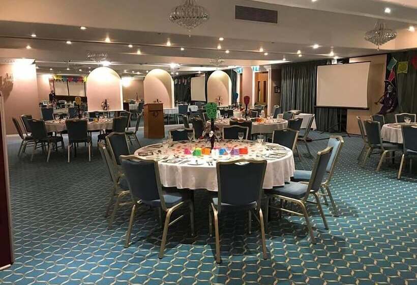 호텔 The Walnut Tree