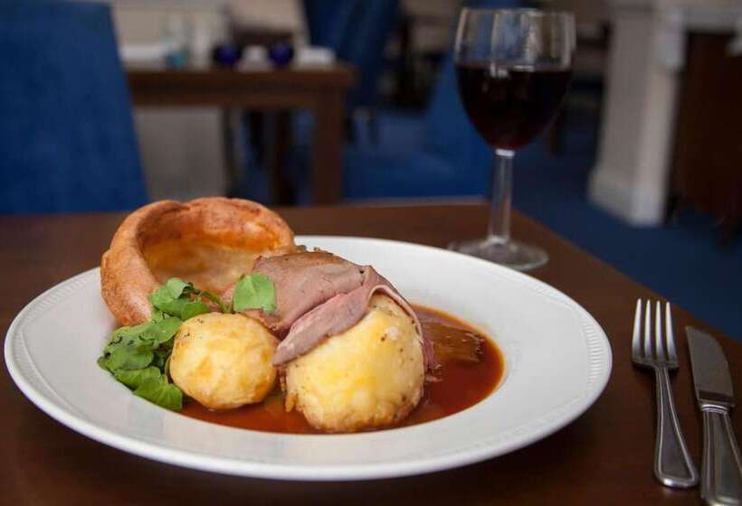 호텔 The Walnut Tree