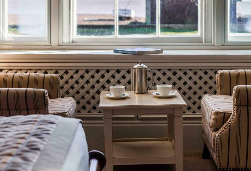 酒店 The White Lion