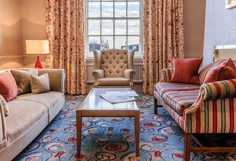 酒店 The White Lion