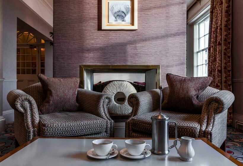 酒店 The White Lion