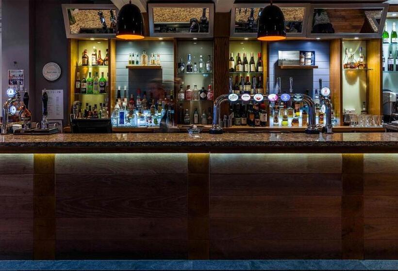 酒店 The White Lion