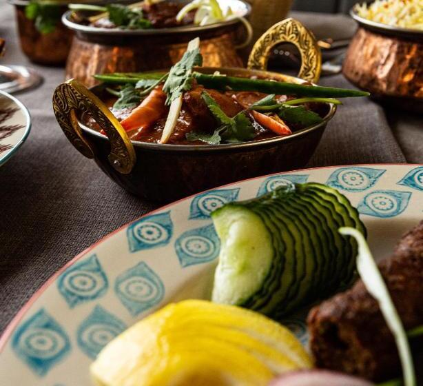 酒店 The White Lion