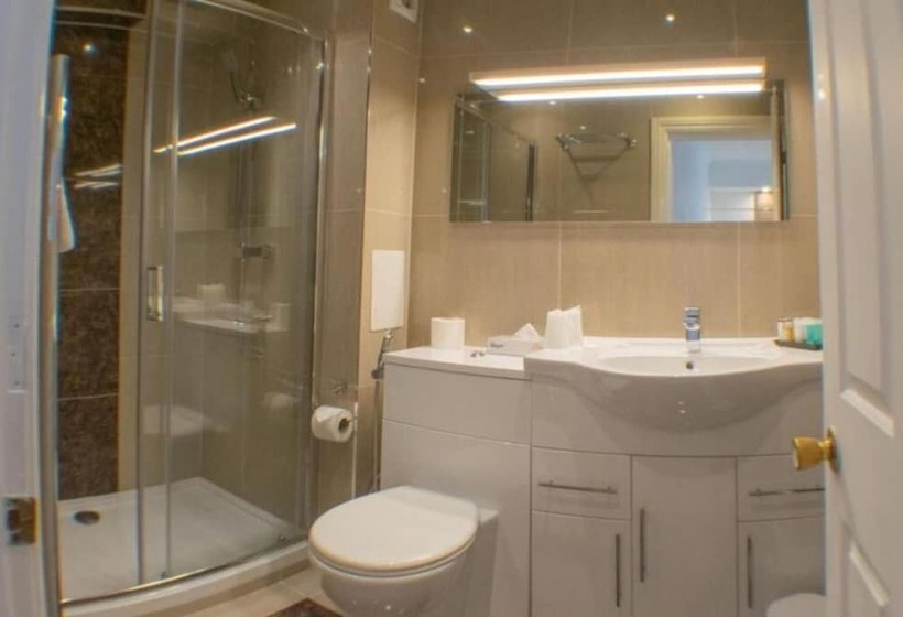 Отель Tong Park