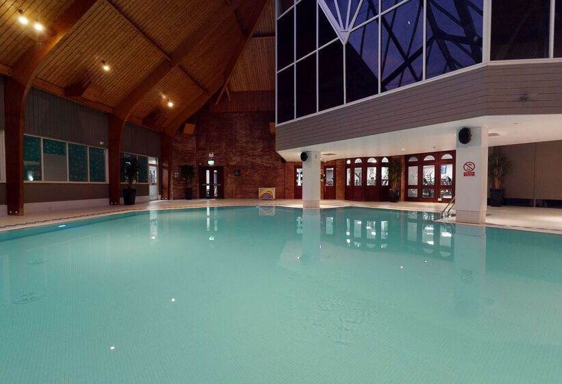 Village Hotel Swindon