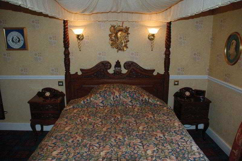 ホテル Westwood Lodge