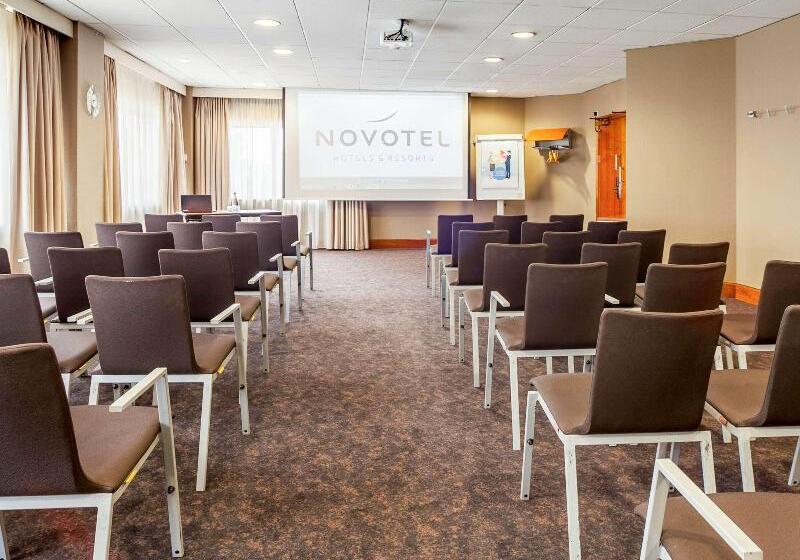 Novotel Cardiff Centre