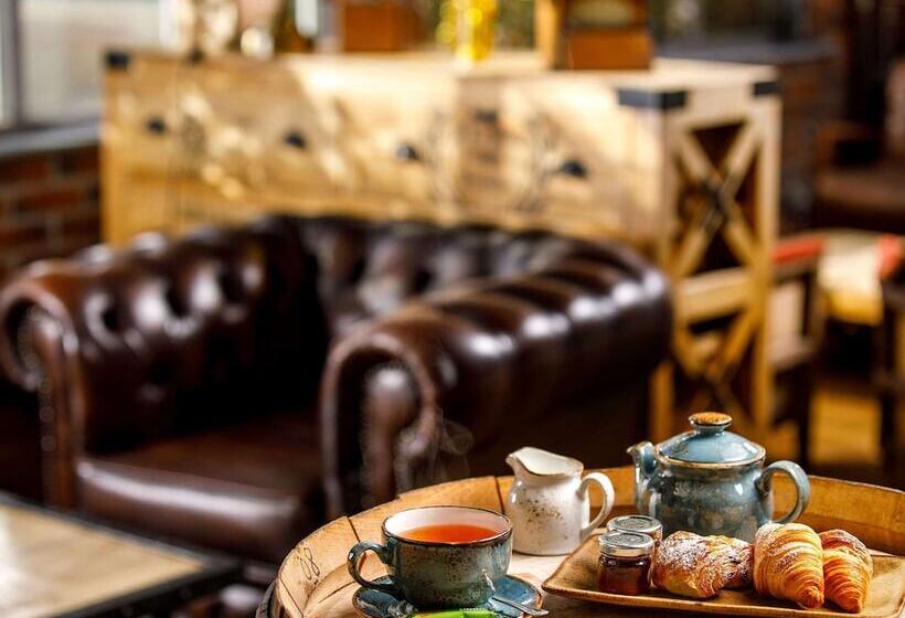 Novotel Cardiff Centre