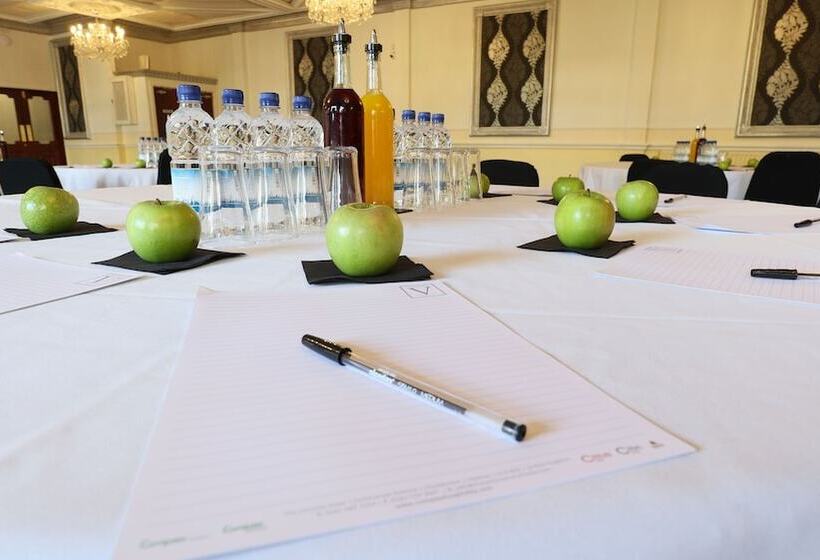 The Victoria Hotel Manchester By Compass Hospitality