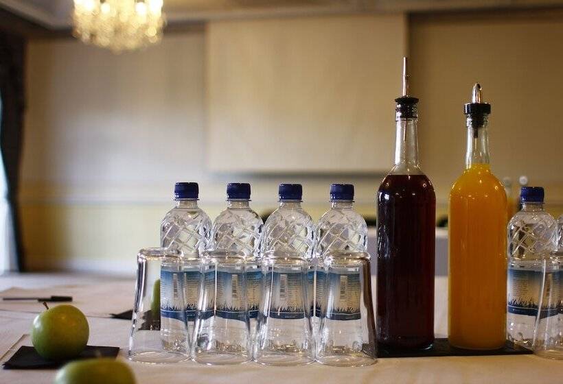 The Victoria Hotel Manchester By Compass Hospitality