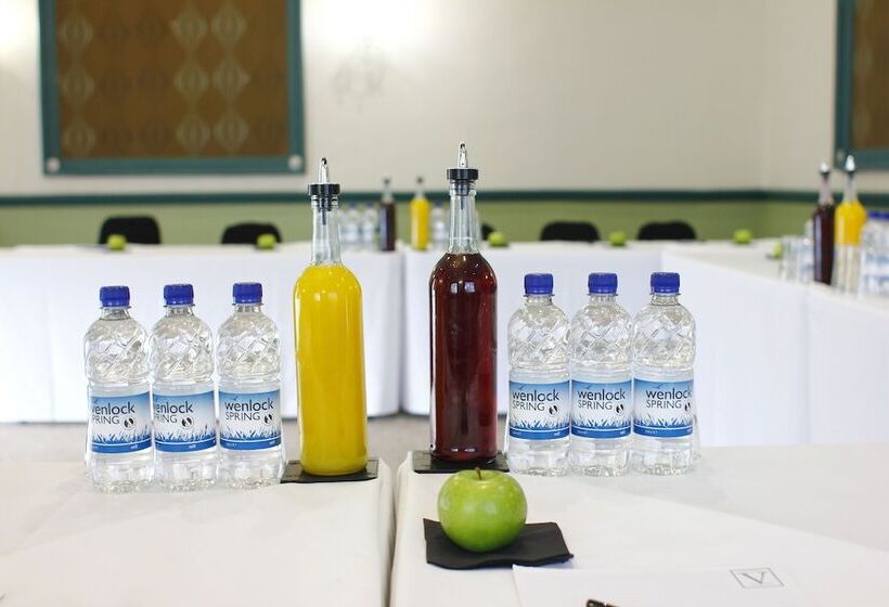 The Victoria Hotel Manchester By Compass Hospitality