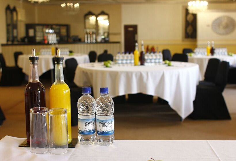 The Victoria Hotel Manchester By Compass Hospitality