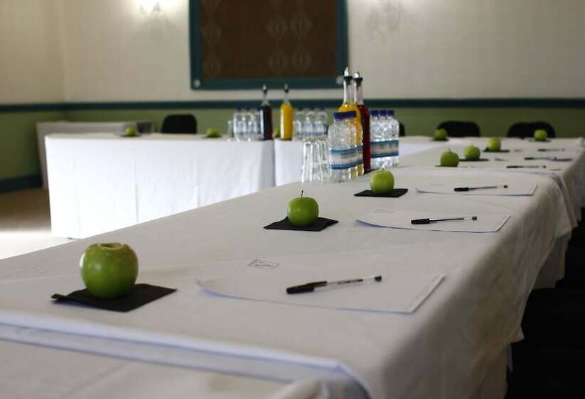 The Victoria Hotel Manchester By Compass Hospitality