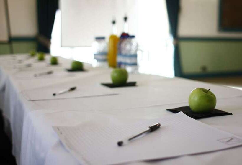 The Victoria Hotel Manchester By Compass Hospitality