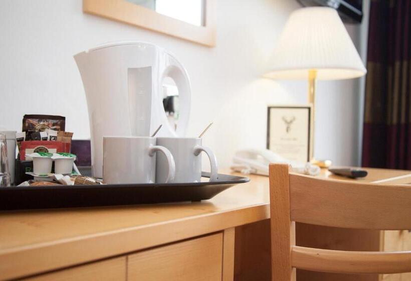 The Victoria Hotel Manchester By Compass Hospitality