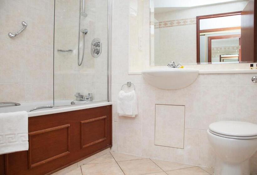 The Victoria Hotel Manchester By Compass Hospitality