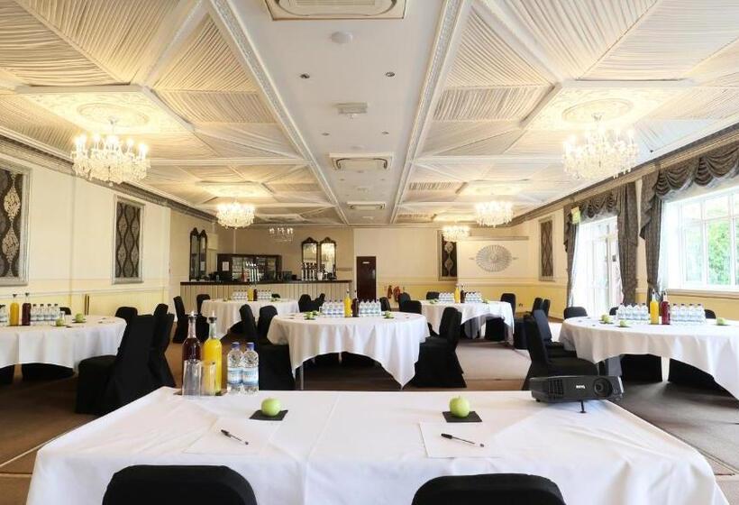 The Victoria Hotel Manchester By Compass Hospitality