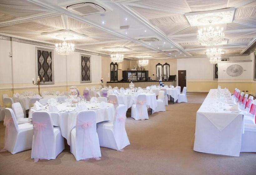 The Victoria Hotel Manchester By Compass Hospitality