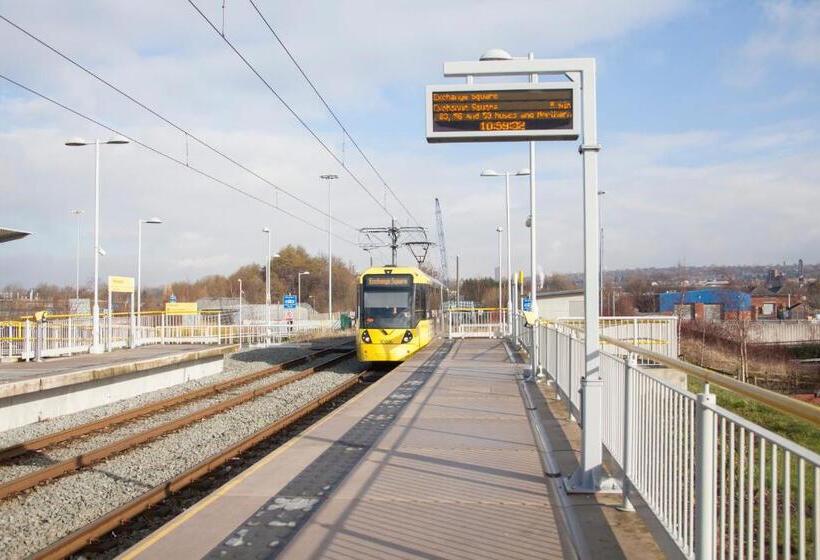 The Victoria Hotel Manchester By Compass Hospitality