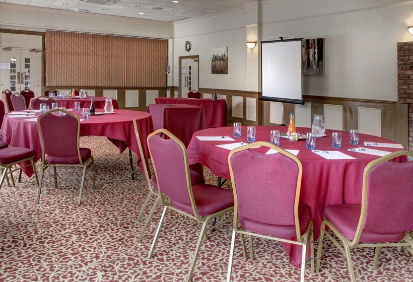 St Pierre, Sure Hotel Collection By Best Western