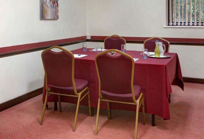 St Pierre, Sure Hotel Collection By Best Western