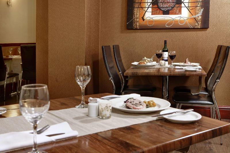 St Pierre, Sure Hotel Collection By Best Western