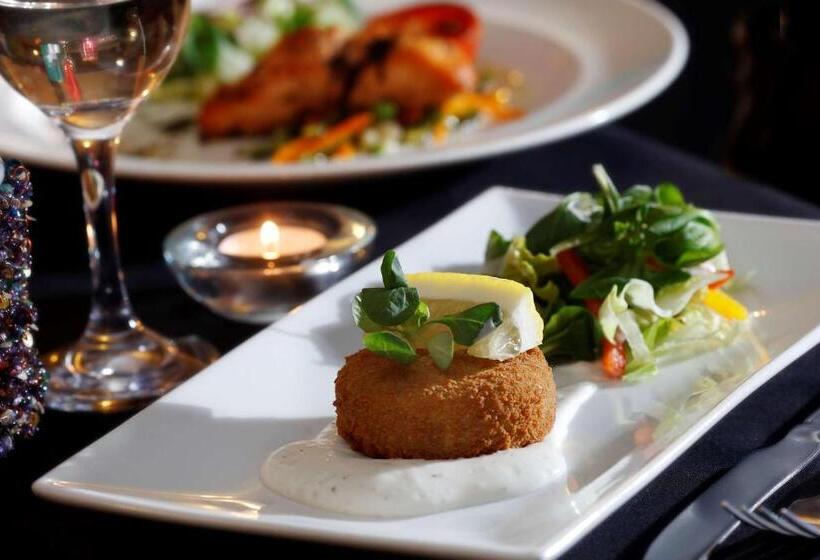 St Pierre, Sure Hotel Collection By Best Western