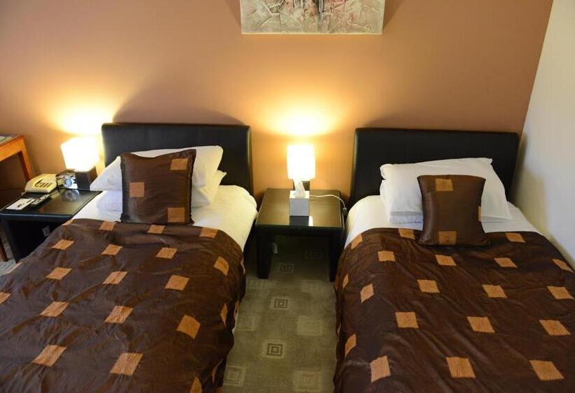 St Pierre, Sure Hotel Collection By Best Western