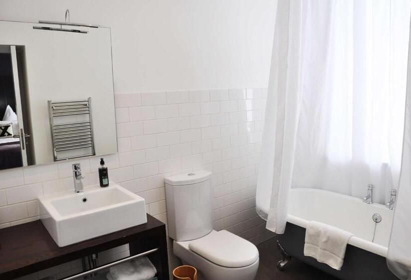 Carmelite Hotel; Bw Signature Collection